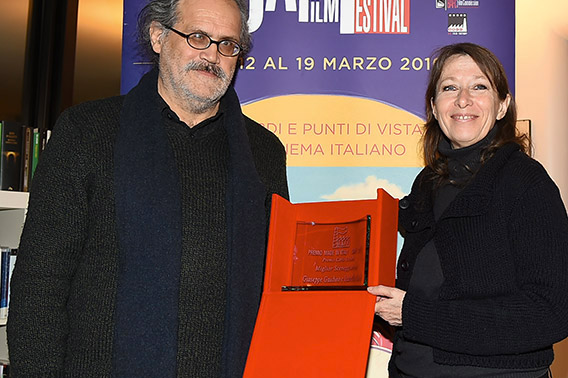 Giuseppe M. Gaudino e Isabella Sandri il Premio Carlo Lizzani per Miglior Sceneggiatura del film 